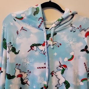 NWT Super comfy Christmas Unicorn pullover with hood. Didn't fit me.:(